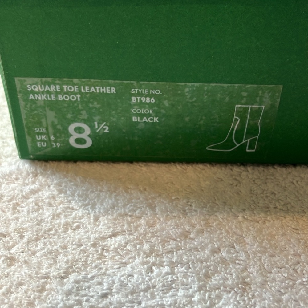 J Crew almond toe leather ankle boots - Picture 3 of 6